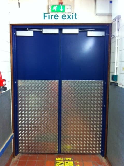 Steel Door Set-Double-Half Chequer Plate-Vision Panel-Inside